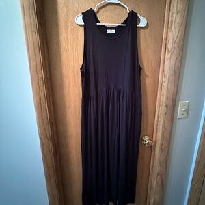 Chic Black Sleeveless Maxi Dress